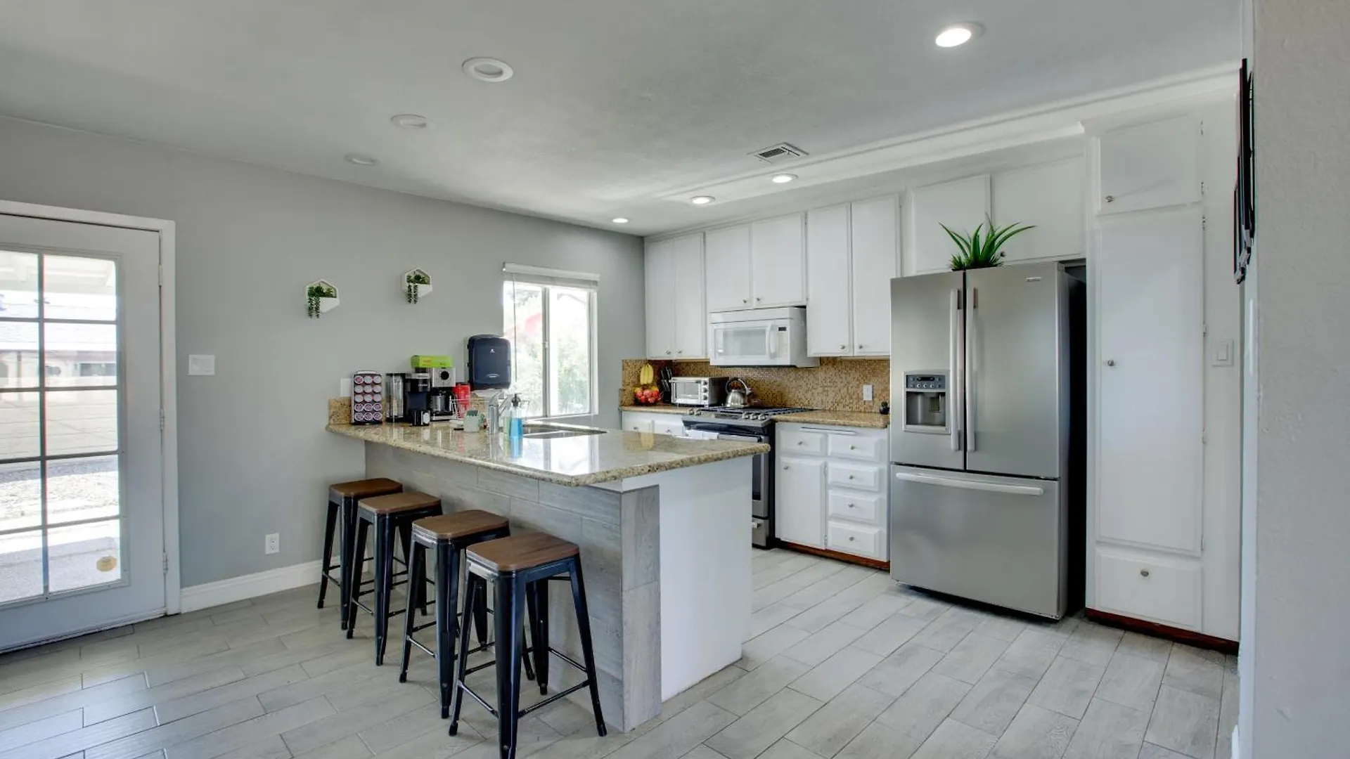 Las Vegas Retreat With Yard Less Than 5 Mi To Strip! Vakantiehuis