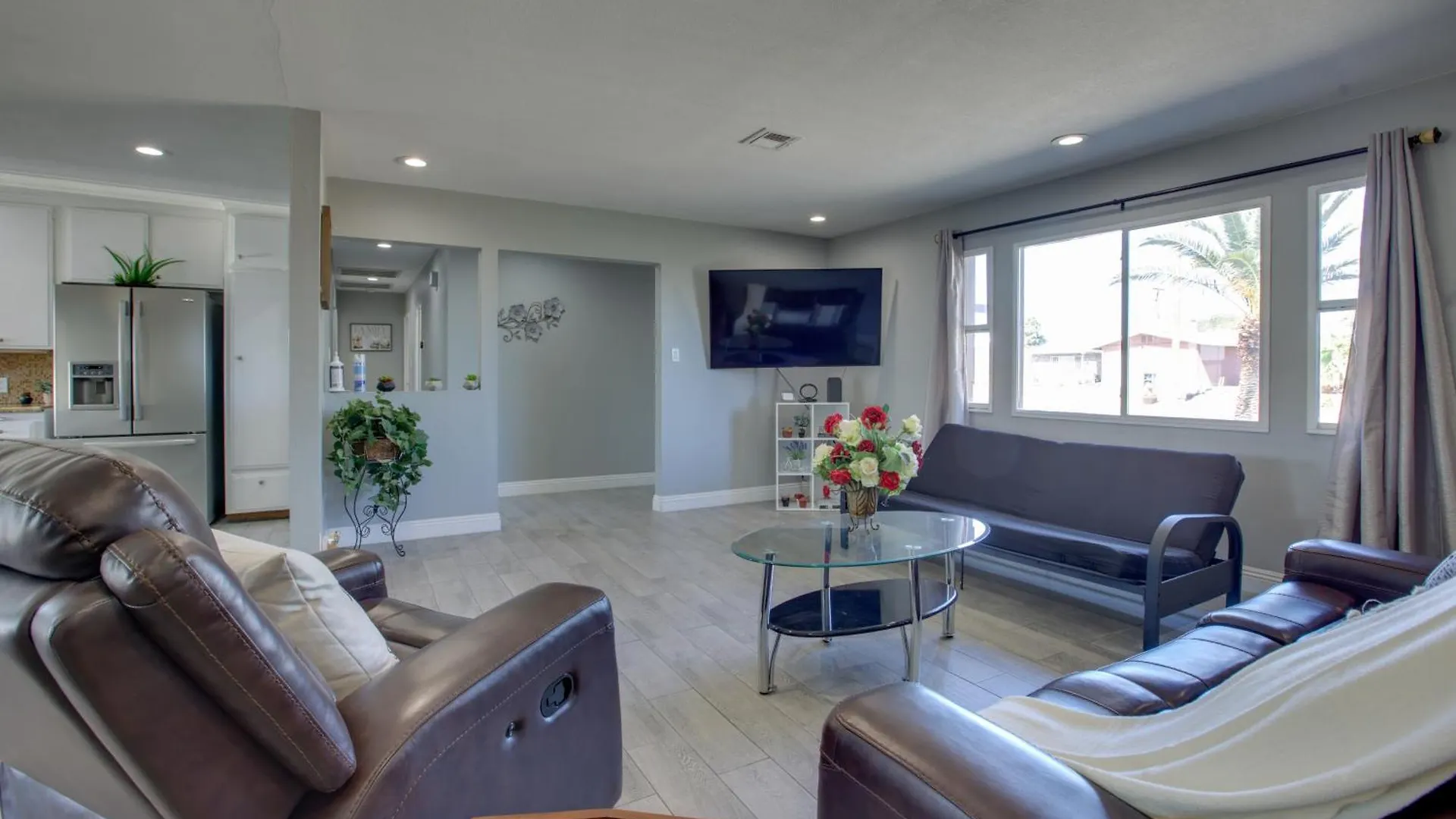 Vakantiehuis Las Vegas Retreat With Yard Less Than 5 Mi To Strip!