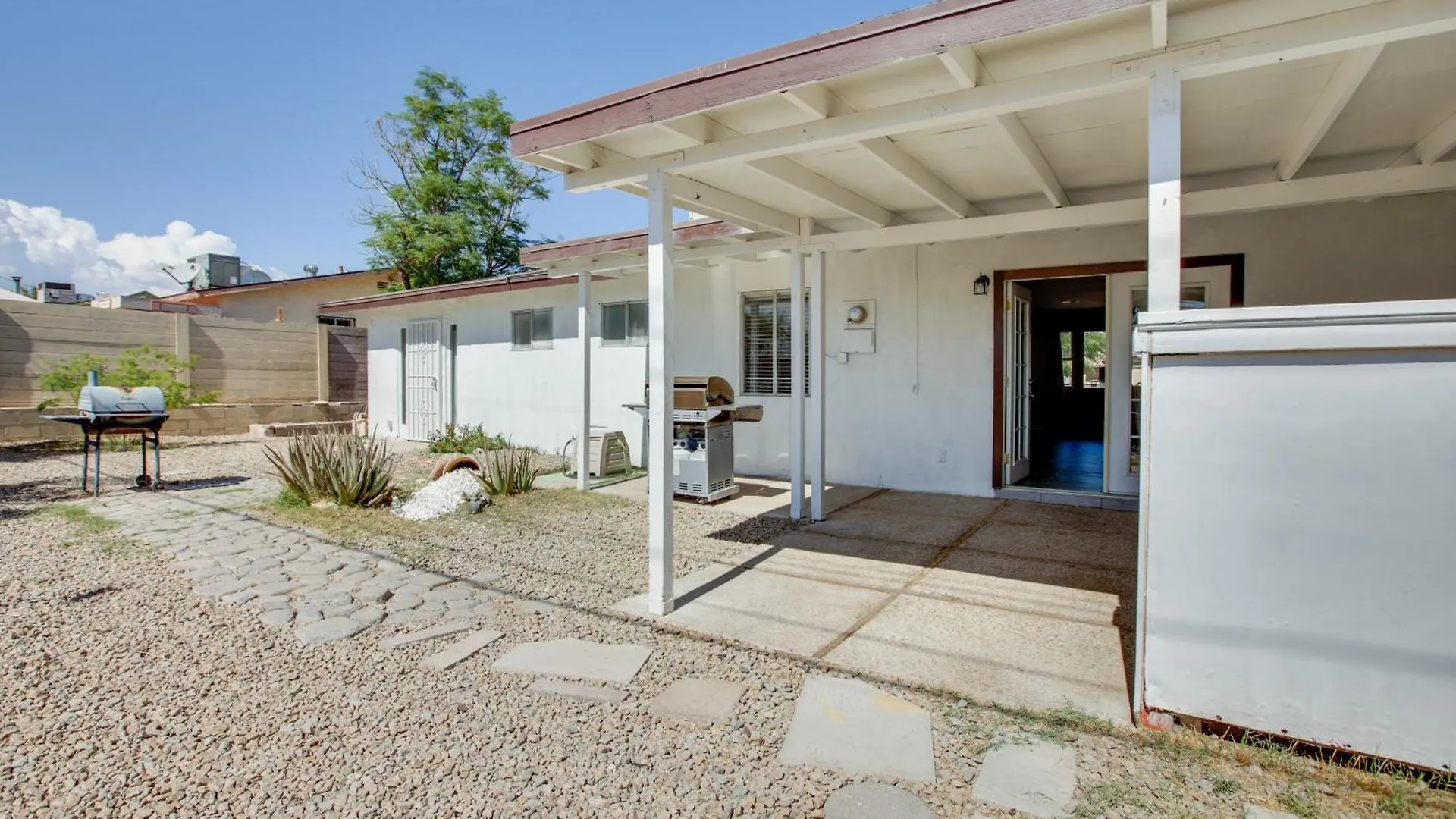 Las Vegas Retreat With Yard Less Than 5 Mi To Strip! Vakantiehuis Las Vegas